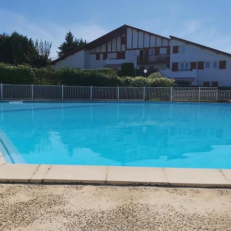 Appartement A Hendaye Avec Piscine Et A Cote De La Plage Экстерьер фото